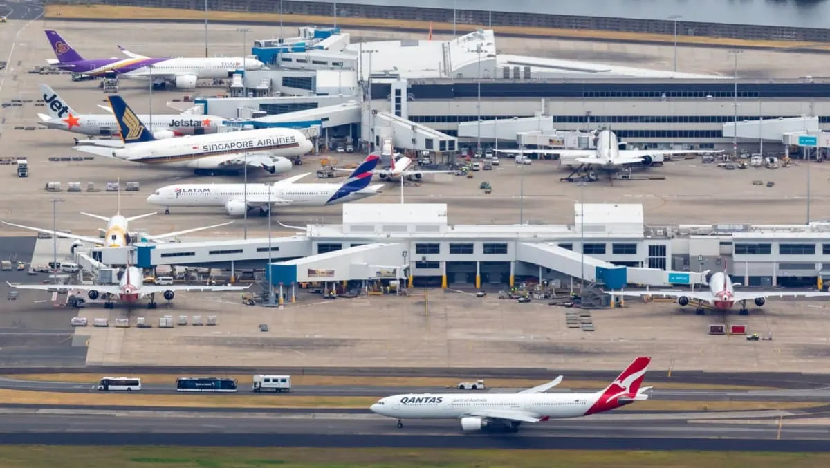 Flight cuts show network pressure from Iran war